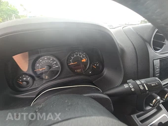 2015 Jeep Patriot Latitude – miniatura 12