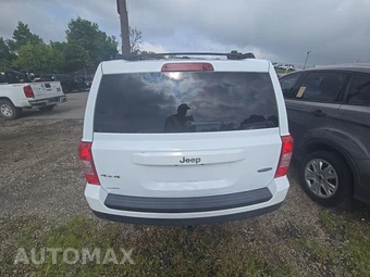 2015 Jeep Patriot Latitude – miniatura 5