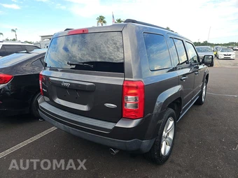 2015 Jeep Patriot Latitude – miniatura 4