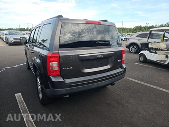 2015 Jeep Patriot Latitude – miniatura 6