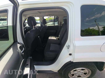 2015 Jeep Patriot Sport – miniatura 10