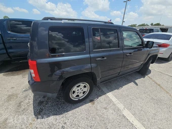 2015 Jeep Patriot Sport - miniatura 4