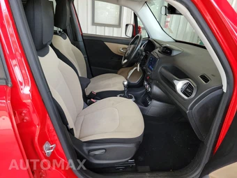 2015 Jeep Renegade Latitude – miniatura 8