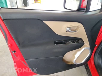 2015 Jeep Renegade Latitude – miniatura 9