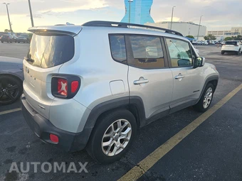 2015 Jeep Renegade Latitude - miniatura 4
