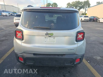 2015 Jeep Renegade Latitude - miniatura 5