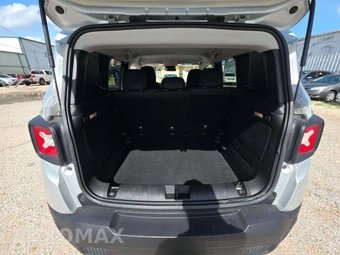 2015 Jeep Renegade Latitude – miniatura 11