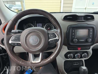 2015 Jeep Renegade Latitude – miniatura 10