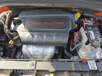 2015 Jeep Renegade Latitude – miniatura 15