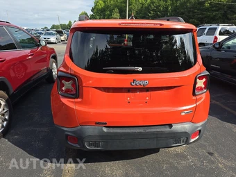 2015 Jeep Renegade Latitude – miniatura 5