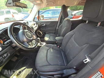 2015 Jeep Renegade Latitude – miniatura 7