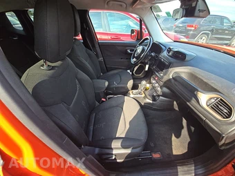 2015 Jeep Renegade Latitude – miniatura 8