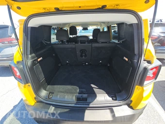 2015 Jeep Renegade Latitude – miniatura 16