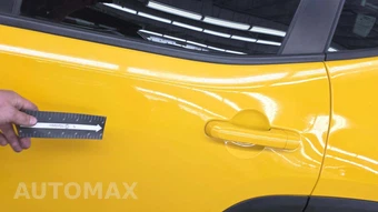 2015 Jeep Renegade Latitude – miniatura 32