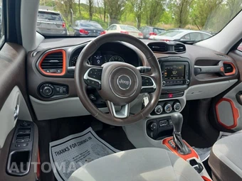 2015 Jeep Renegade Latitude – miniatura 14