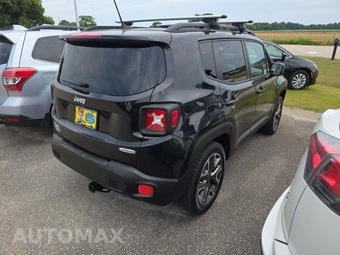 2015 Jeep Renegade Latitude – miniatura 3