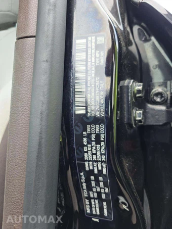 2015 Jeep Renegade Latitude – miniatura 5
