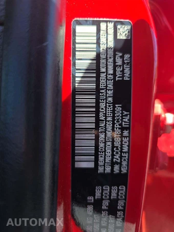 2015 Jeep Renegade Latitude – miniatura 2