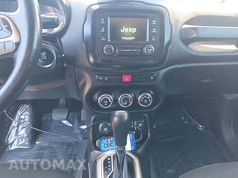 2015 Jeep Renegade Latitude – miniatura 7