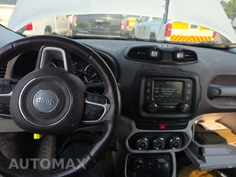2015 Jeep Renegade Latitude – miniatura 11