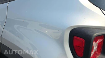2015 Jeep Renegade Latitude – miniatura 35
