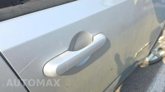 2015 Jeep Renegade Latitude – miniatura 39