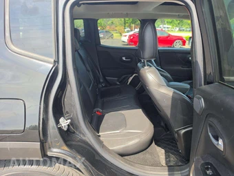 2015 Jeep Renegade Limited – miniatura 13