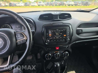 2015 Jeep Renegade Limited – miniatura 7