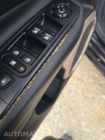 2015 Jeep Renegade Limited – miniatura 22