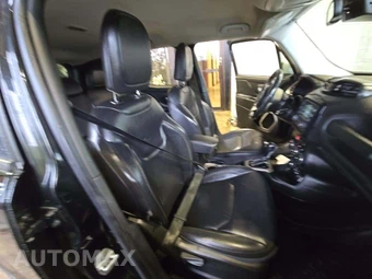 2015 Jeep Renegade Limited - miniatura 18