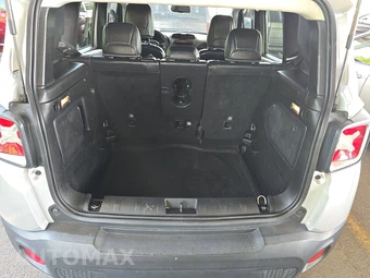 2015 Jeep Renegade Limited – miniatura 16