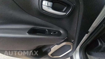 2015 Jeep Renegade Limited – miniatura 23