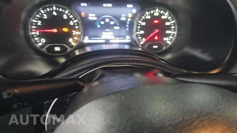 2015 Jeep Renegade Limited – miniatura 29