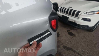 2015 Jeep Renegade Limited – miniatura 33