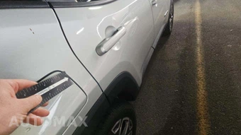 2015 Jeep Renegade Limited – miniatura 47
