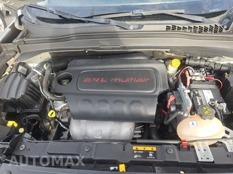 2015 Jeep Renegade Sport – miniatura 15