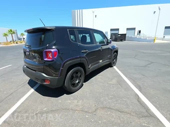 2015 Jeep Renegade Sport – miniatura 4