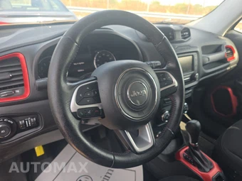 2015 Jeep Renegade Trailhawk – miniatura 10