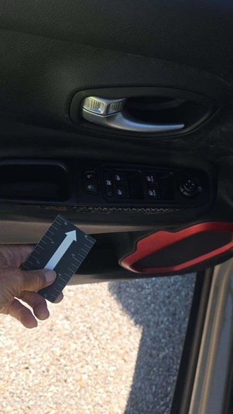 2015 Jeep Renegade Trailhawk – miniatura 41
