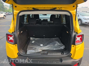 2015 Jeep Renegade Trailhawk – miniatura 11