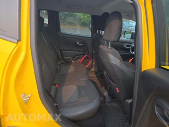 2015 Jeep Renegade Trailhawk – miniatura 13