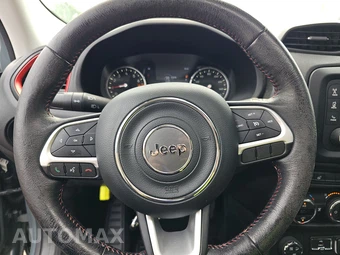 2015 Jeep Renegade Trailhawk – miniatura 10