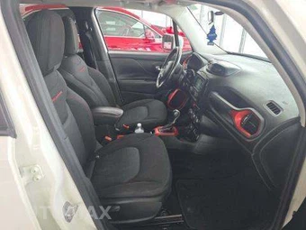 2015 Jeep Renegade Trailhawk – miniatura 18