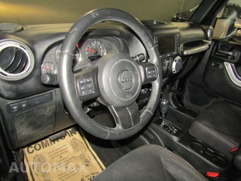 2015 Jeep Wrangler Rubicon – miniatura 9