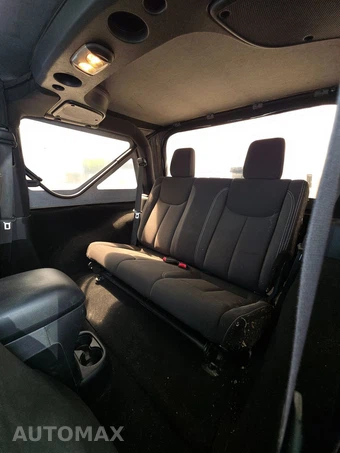 2015 Jeep Wrangler Sahara - miniatura 14