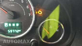2015 Jeep Wrangler Sahara - miniatura 24