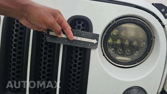 2015 Jeep Wrangler Sahara - miniatura 31