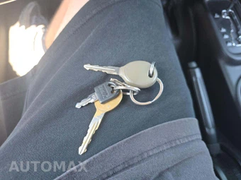 2015 Jeep Wrangler Sport - miniatura 5
