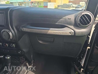 2015 Jeep Wrangler Sport - miniatura 19