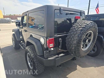2015 Jeep Wrangler Sport - miniatura 2